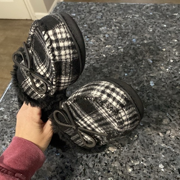 So Womens plaid slippers new size 7/8 - Picture 6 of 6